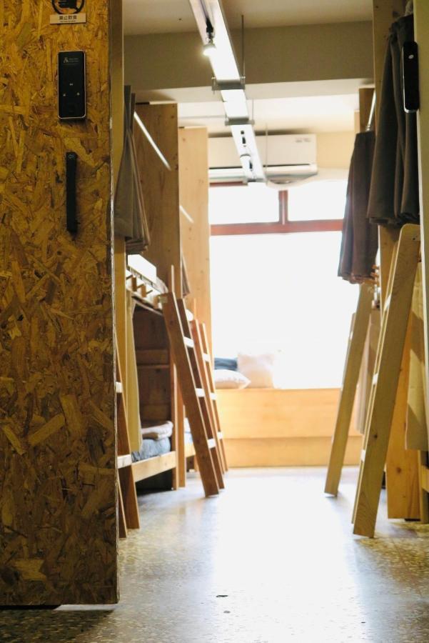 Walk Home Hostel Chiayi City Exterior photo